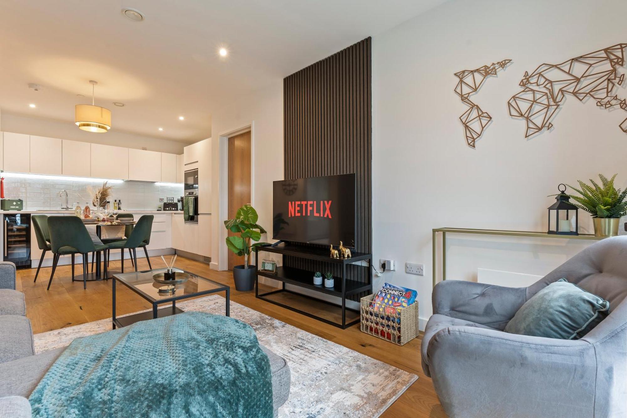 Shanti Suite - 2Bed 2Bath City Centre - Wifi - Netflix- Parking- Modern- Perfect For Family, Contractors, Leisure, Business By Shanti Nights Бирмингем Экстерьер фото