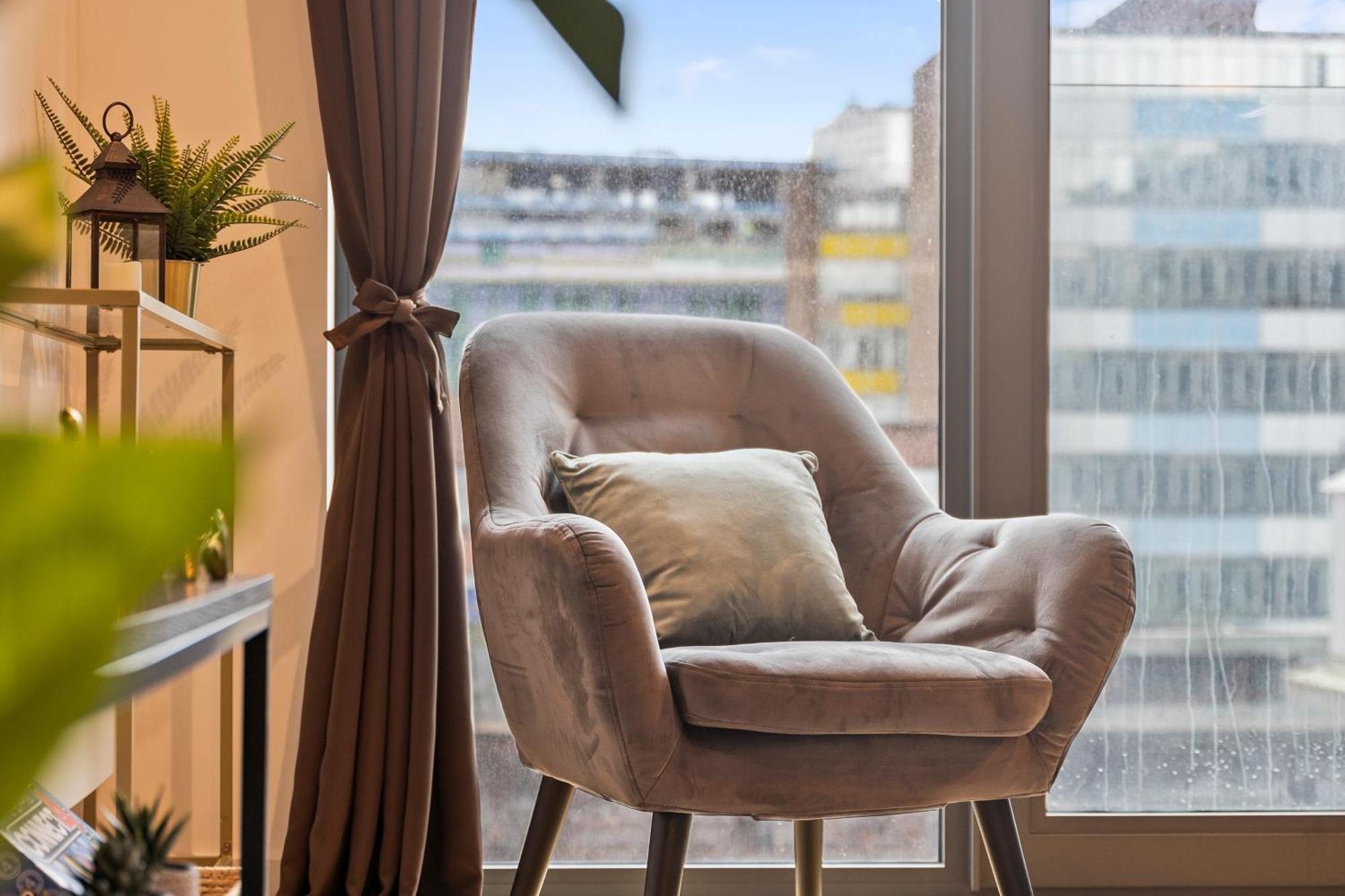 Shanti Suite - 2Bed 2Bath City Centre - Wifi - Netflix- Parking- Modern- Perfect For Family, Contractors, Leisure, Business By Shanti Nights Бирмингем Экстерьер фото